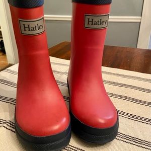 Hatley Dark Pink & Navy Matte Girls Rain Boots - Size 8